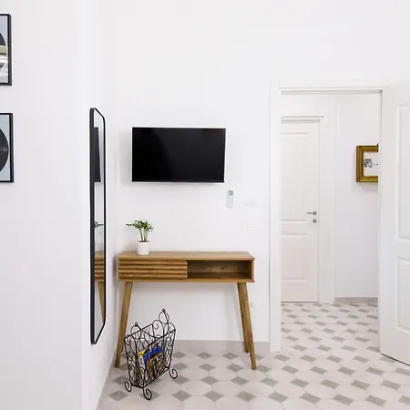 Oi Ne Bed and Breakfast Νάπολη